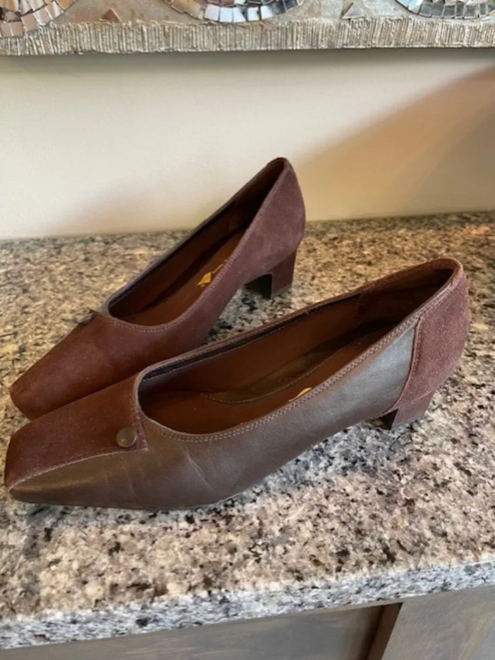2 pairs Easy Spirit Leather/Suede pump